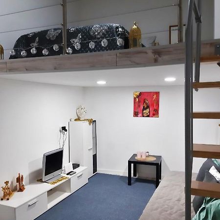 Oriental Apartment Near Gozsdu Udvar Budapest Kültér fotó